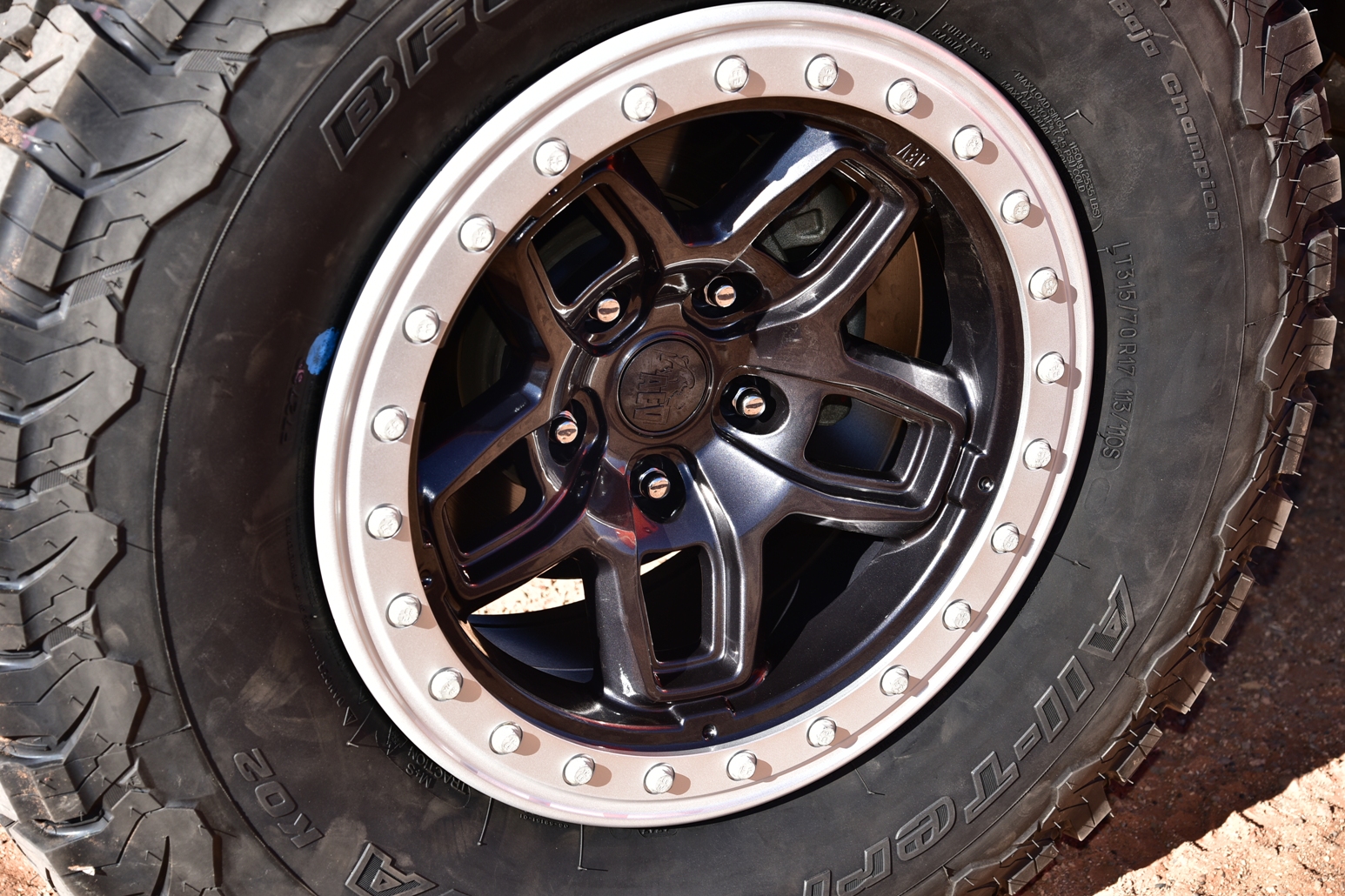 AEV Borah DualSport Wheel – To beadlock or not, it’s your choice ...